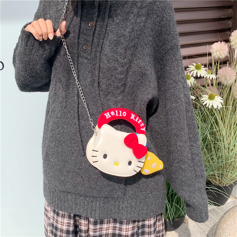 Sanrio Hello Kitty crossbody m - Luxury Bags Japan 리뷰 및 가격