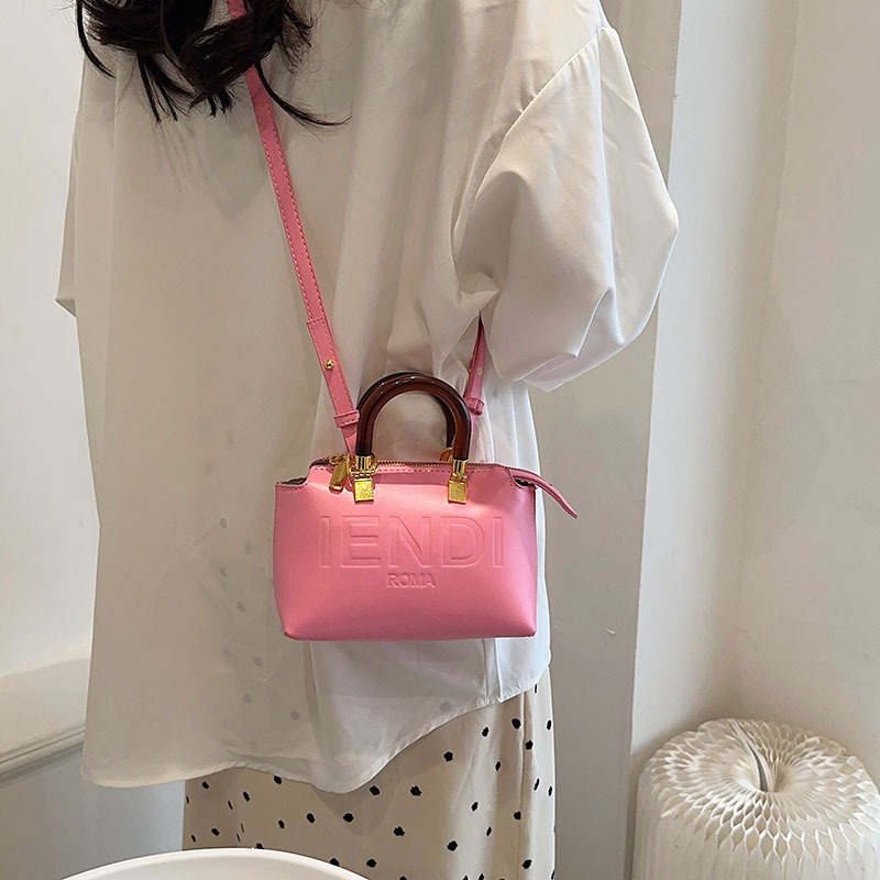 2026 Retro Boston Tote Bag - L - Luxury Bags Vegan 리뷰 및 가격
